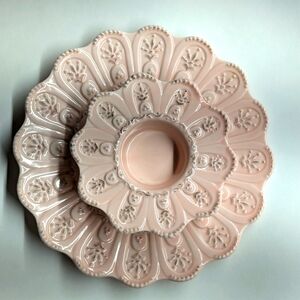 Yankee Candle scallop edged pink plate and votive candle holder new